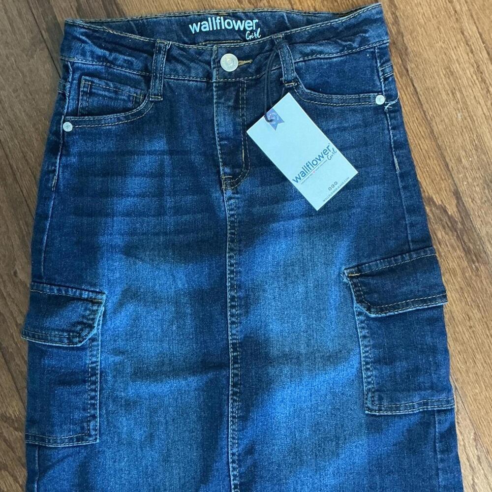 Wallflower Girl  Dark Blue Denim Maxi Skirt Distressed Size 8 NWT - Picture 3 of 8